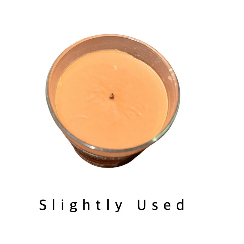 Yankee Candle-Salted Caramel Scented Candle – 5oz Glass Jar – Single Wick